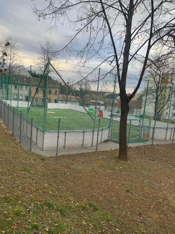 Sweet-home erkélyes apartman Kaposvár Kültér fotó
